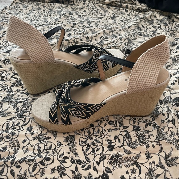 Lucky Brand Wedges - Picture 2 of 3